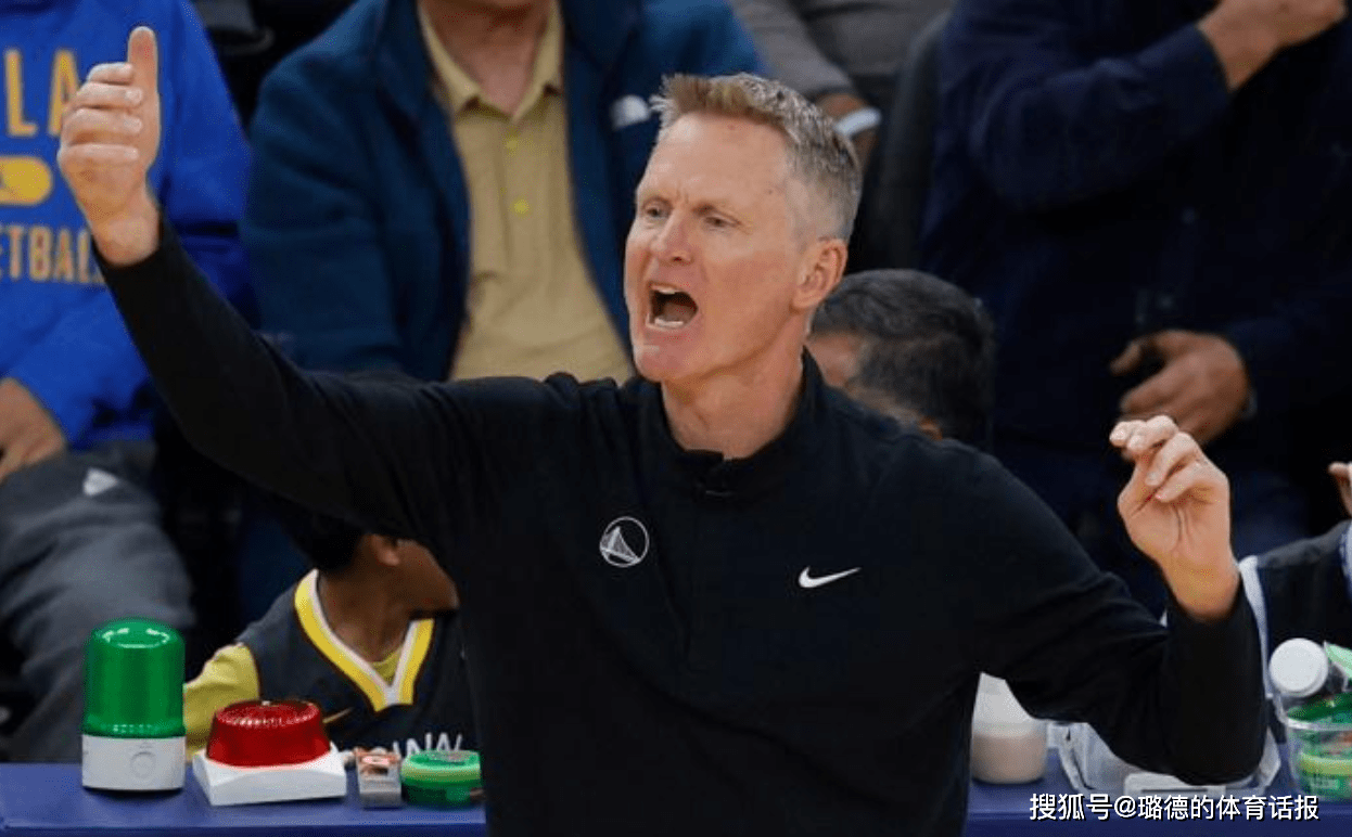 今夜阿贾克斯调整名单以备亚冠，篮板制胜环节打磨，管理层满意，医务组通报恢复(aramco赞助CBA)