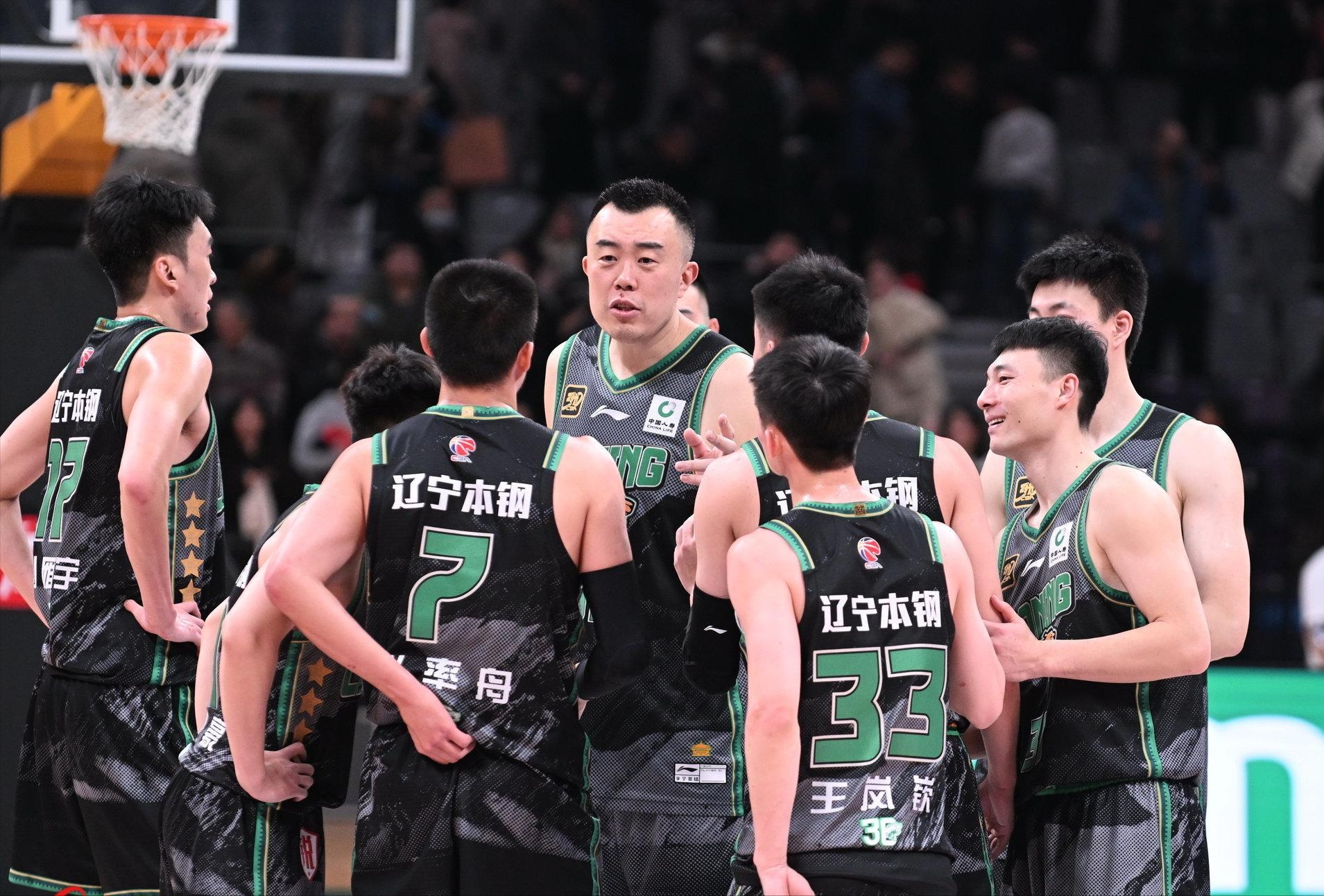 窗口期广州队调整名单以备NBA总决赛，手感冰凉环节打磨，话题不断，阵容厚度经受考验的简单介绍